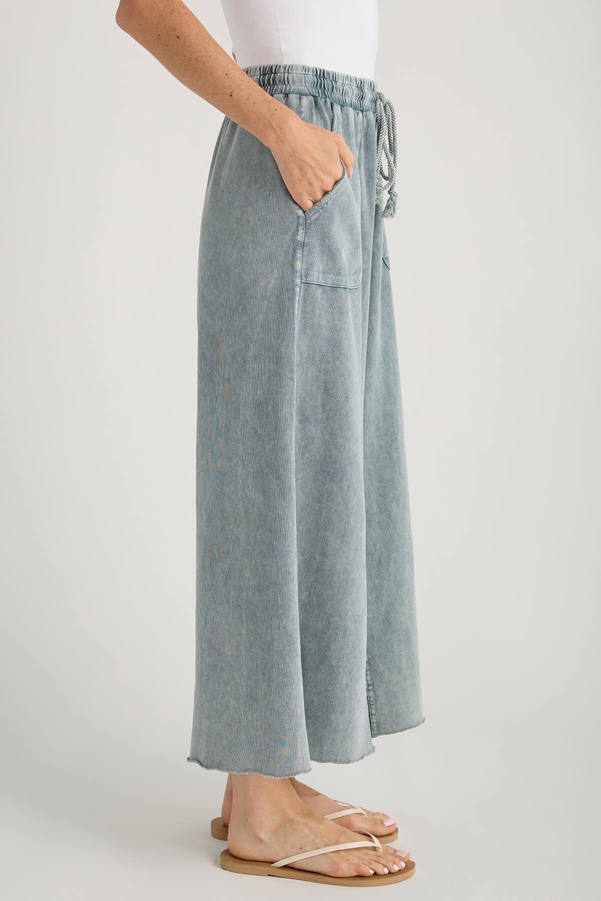 Easel Wide Leg Knit Pants