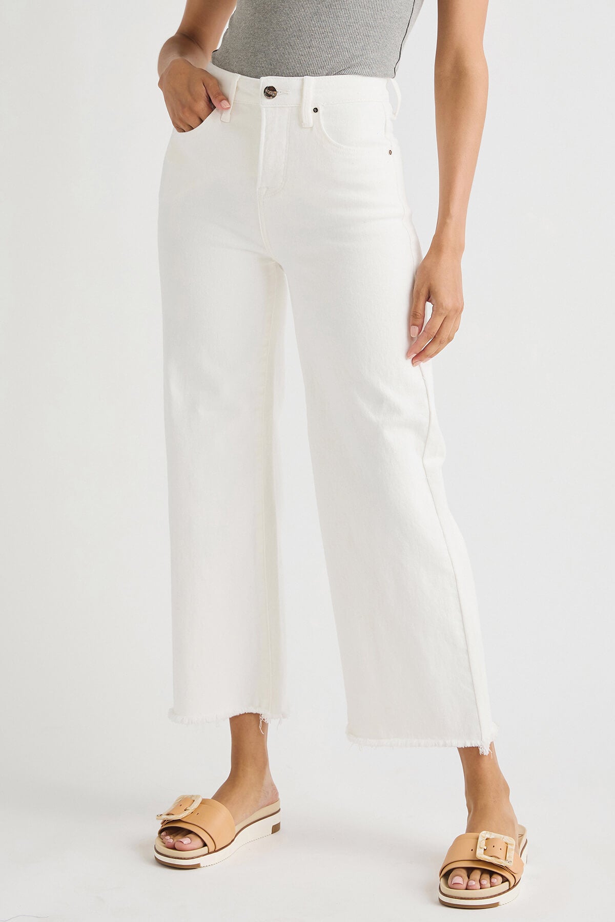 White wide shop leg crop