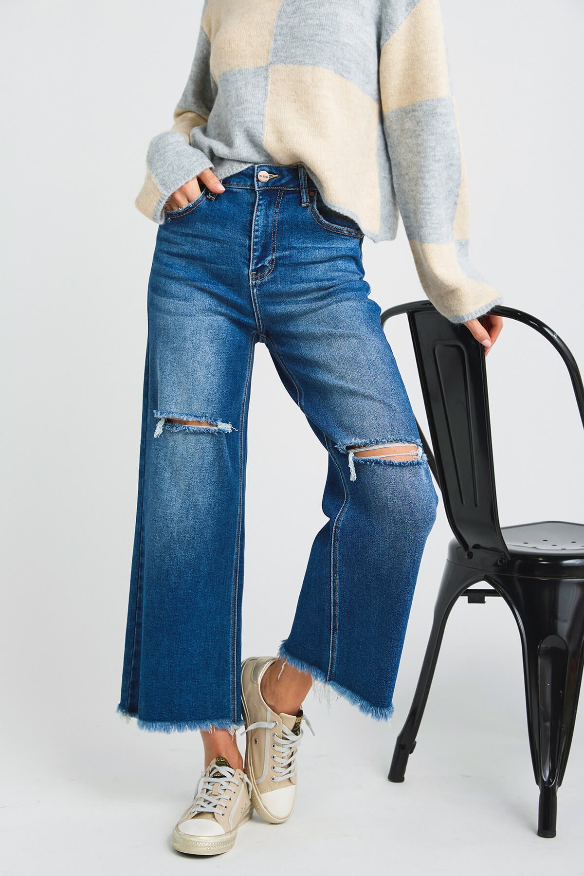 Wide leg 2024 frayed jeans