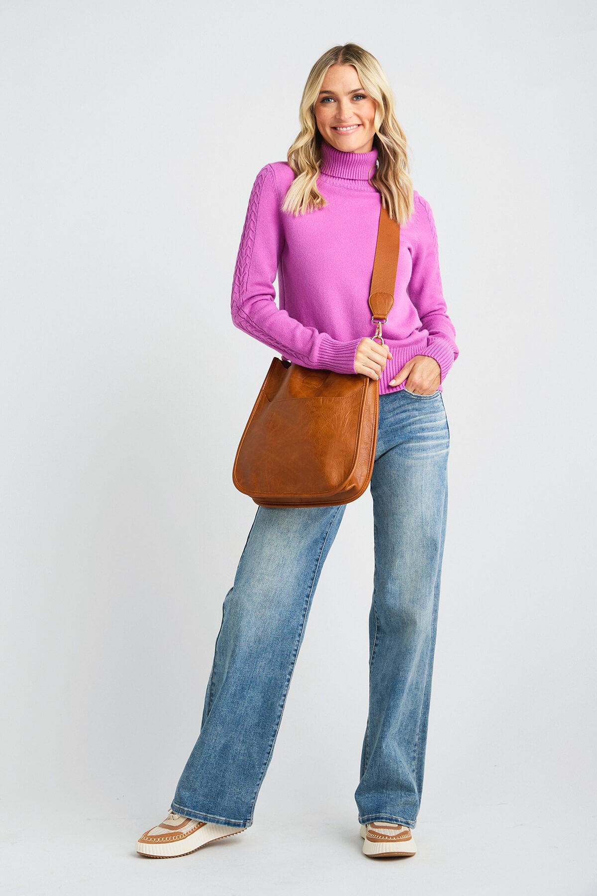 Vegan messenger bag outlet camel