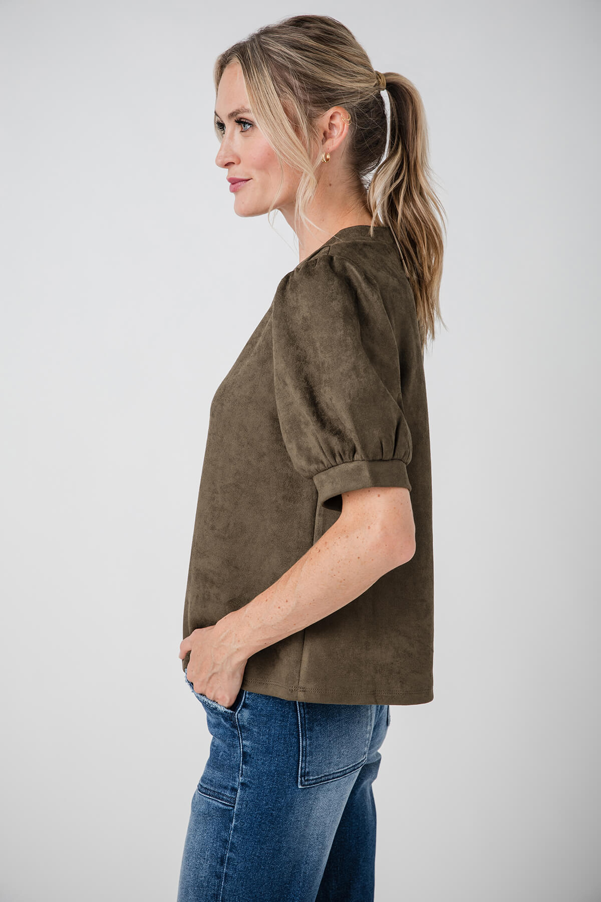 THML Faux Suede Short Puff Sleeve Top