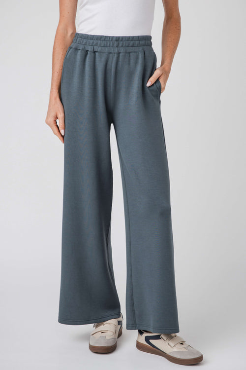 Vintage Havana Cloud Fleece Flare Pant