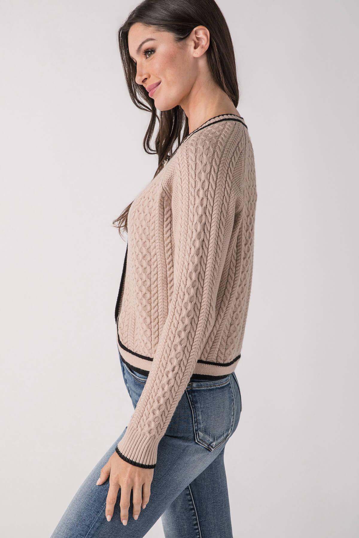 Fate Contrast Hem Cable Knit Cardigan