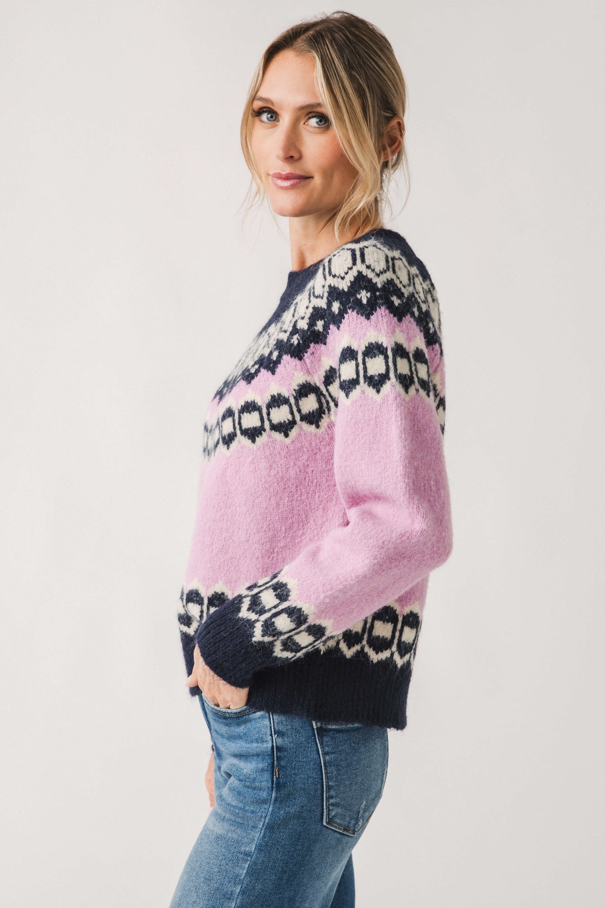 RD Style Olga Long Raglan Sleeve Crew Neck Pullover