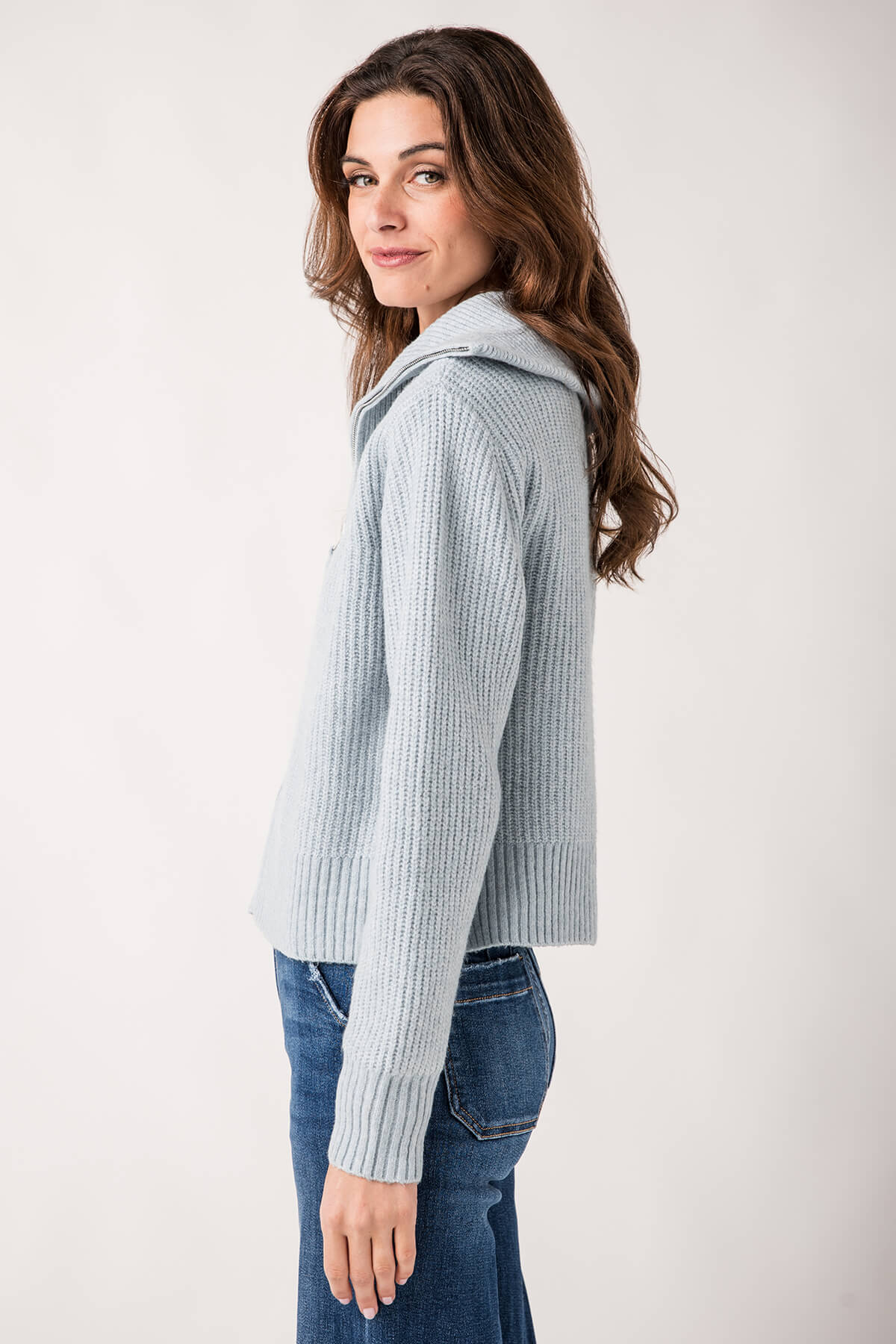 Pinch Collared Zip Up Sweater