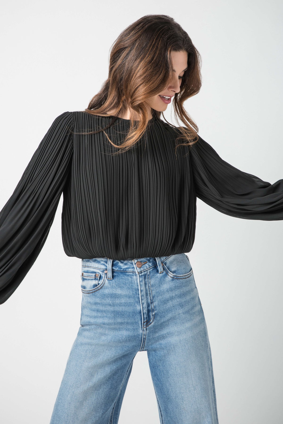 Pinch Pleated Long Sleeve Bubble Top